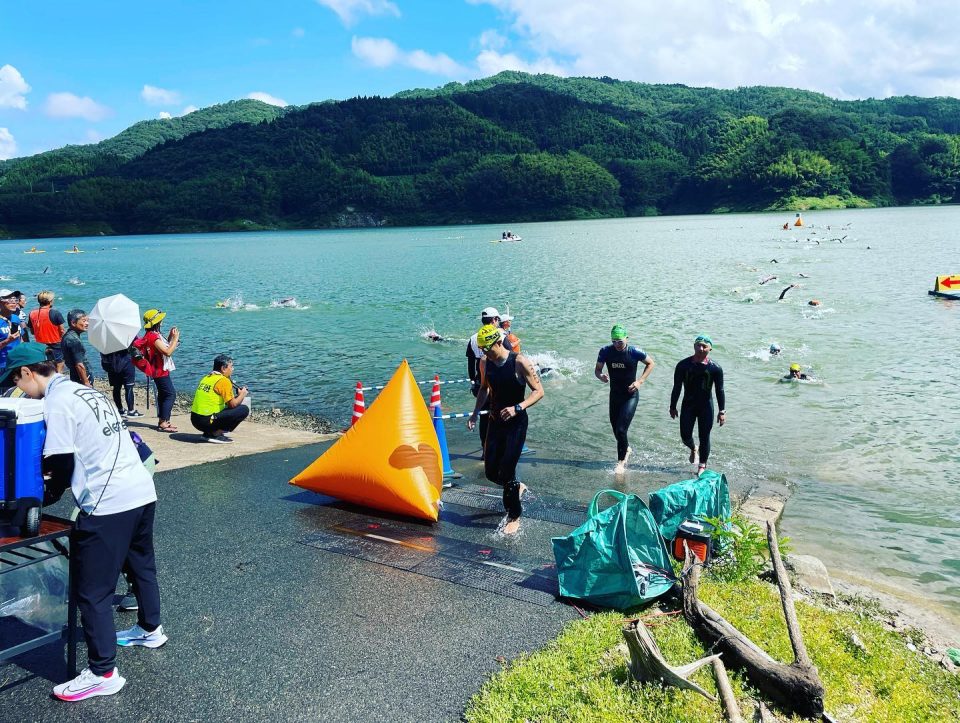 画像：さくらおろち湖トライアスロン大会